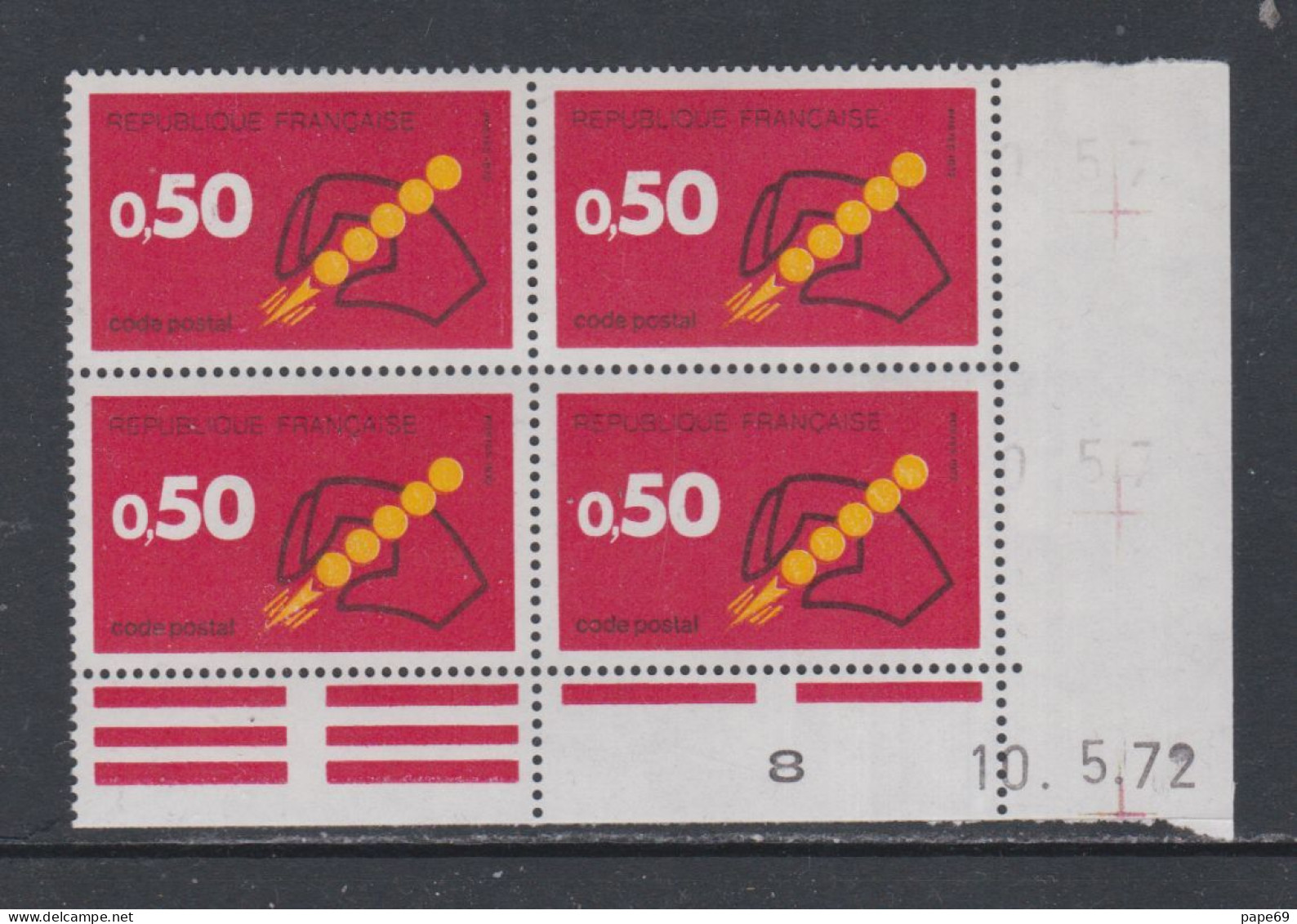 France N° 1720 XX Code Postal : 50 C. Rouge Et Jaune En Bloc De 4 Coin Daté Du  10 . 5 . 72 ; Sans Charnière, TB - 1970-1979