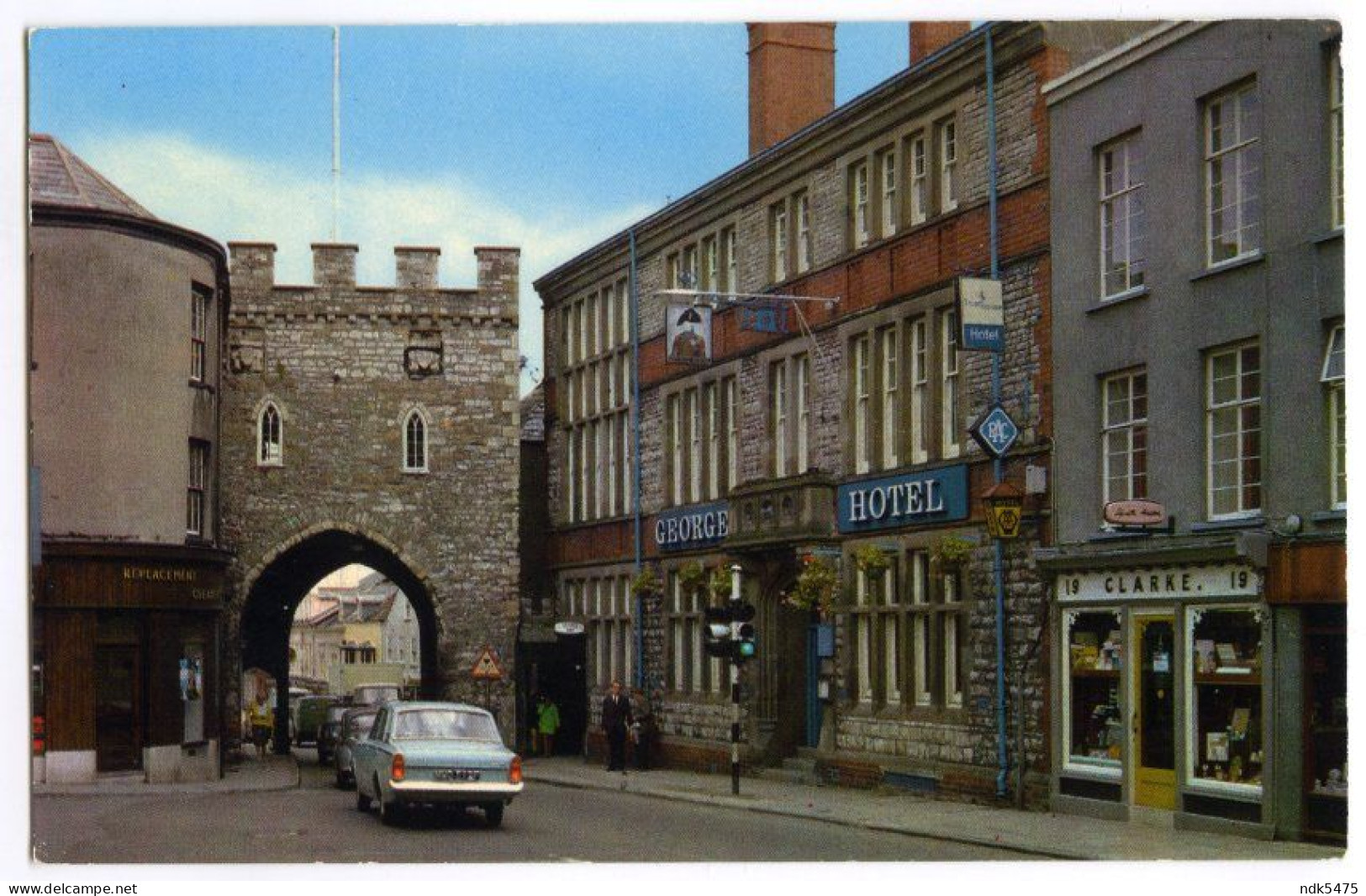 CHEPSTOW : THE WEST GATE, GEORGE HOTEL, CLARKE - Monmouthshire