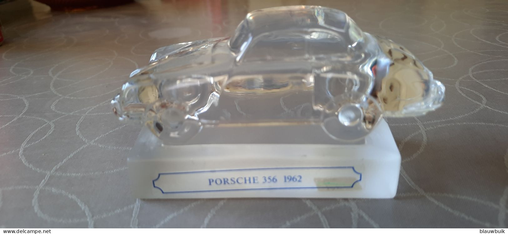 Goebel kristal Porsche 356 1962 + boek Porsche , een legende die voortduurt