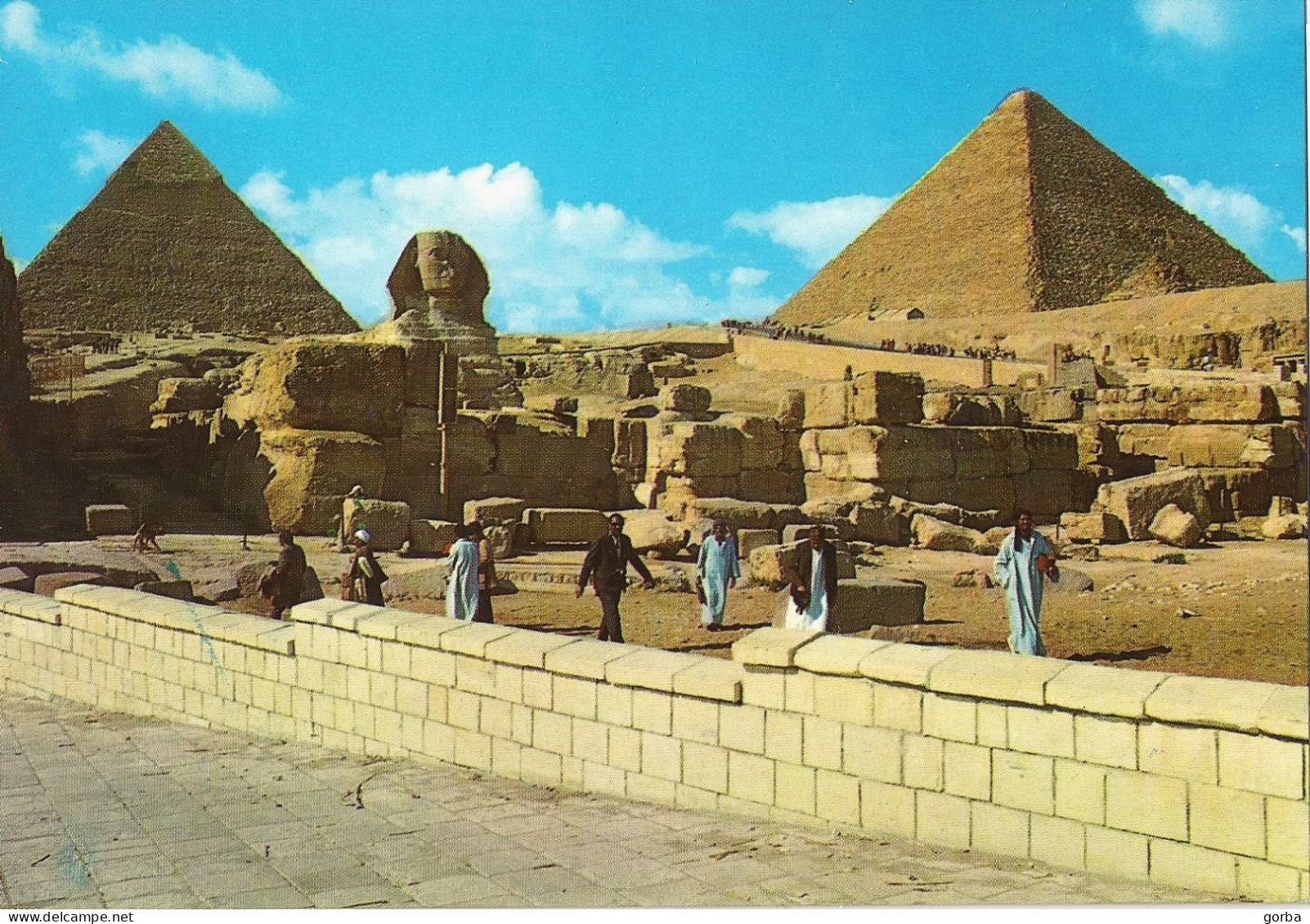 *CPM - EGYPTE - GIZEH - Le Grand Sphinx Et Les Pyramides De Kéops Et De Kephren - Gizeh