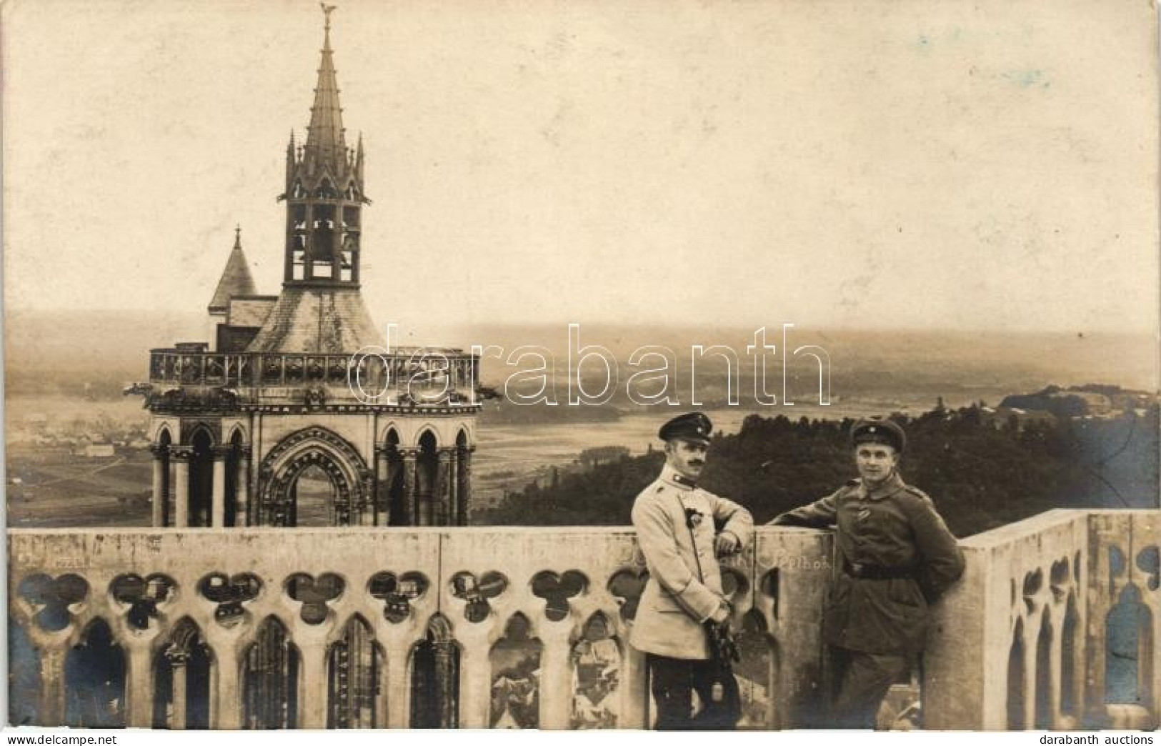 * T1/T2 Laon, Blick Von Der Kathedrale Auf Ardon / View With German Soldiers - Zonder Classificatie