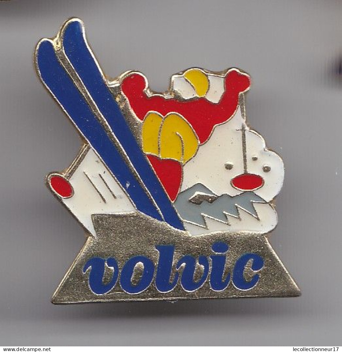 Pin's Volvic Ski Skieur Réf   3655 - Wintersport