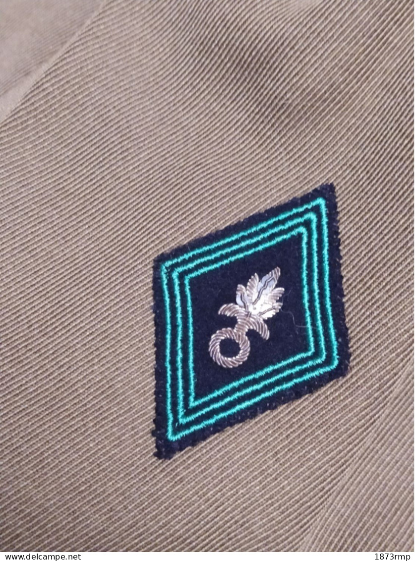 UNIFORME DU PRYTANÉE NATIONAL MILITAIRE AVEC ATTRIBUTS DE LA LÉGION ÉTRANGERE