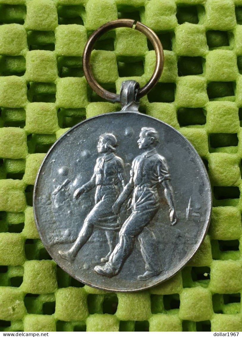 Medaille  : Prins Bernhard Mars- Chr. W.S.V "N.O.K" 29-6-1946 -  Original Foto  !!  Medallion  Dutch - Adel