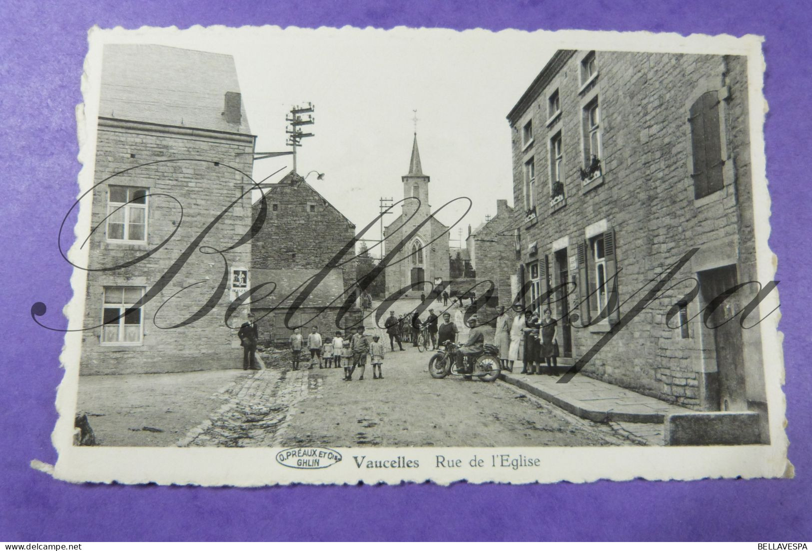 Vaucelles Rue De L'Eglise - Doische