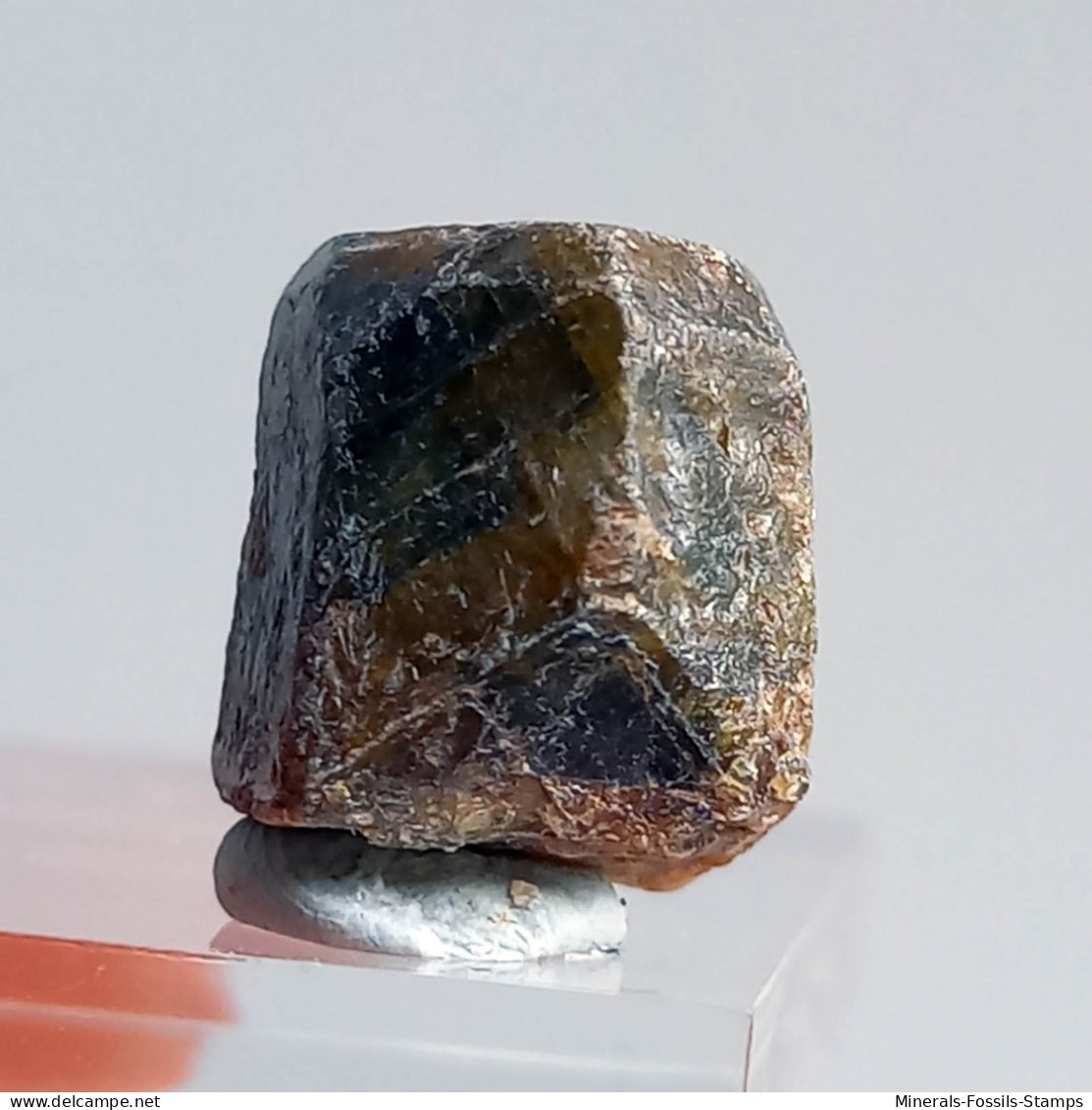 #T43 - Cristal De Béryl Var. RUBIS Naturel (Inde) - Minéraux