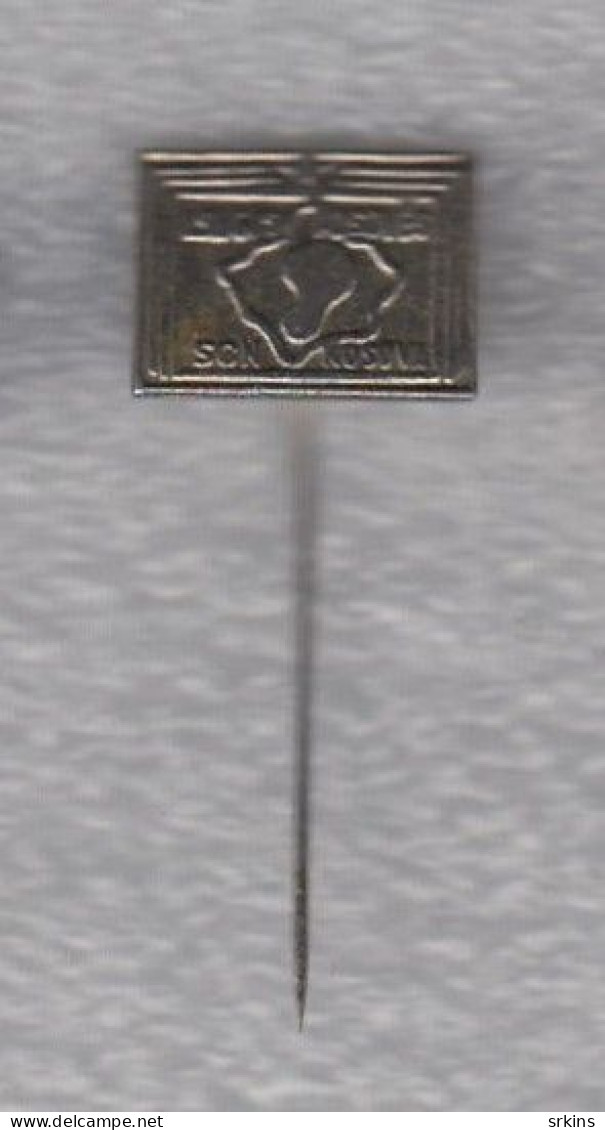 Pin Kosovo Association Of Deaf Mute (SGH Kosova, LSHGJSH Kosoves) - Geneeskunde