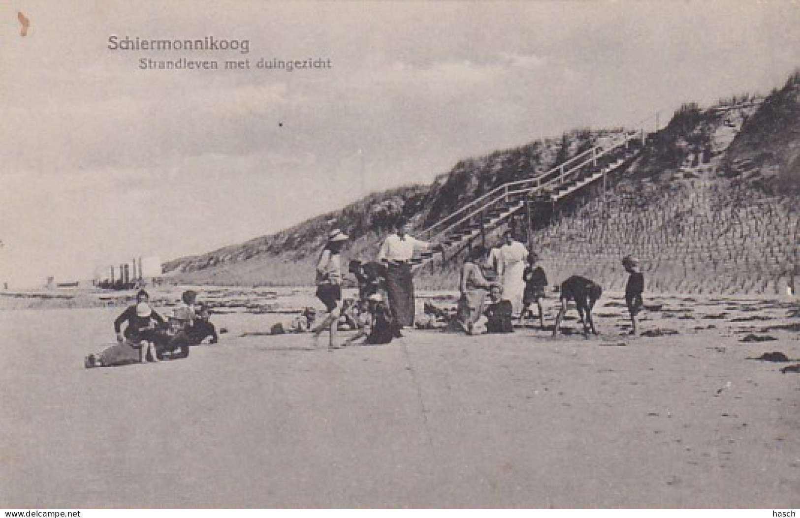 486029Schiermonnikoog, Strandleven Met Duingezicht.  - Schiermonnikoog