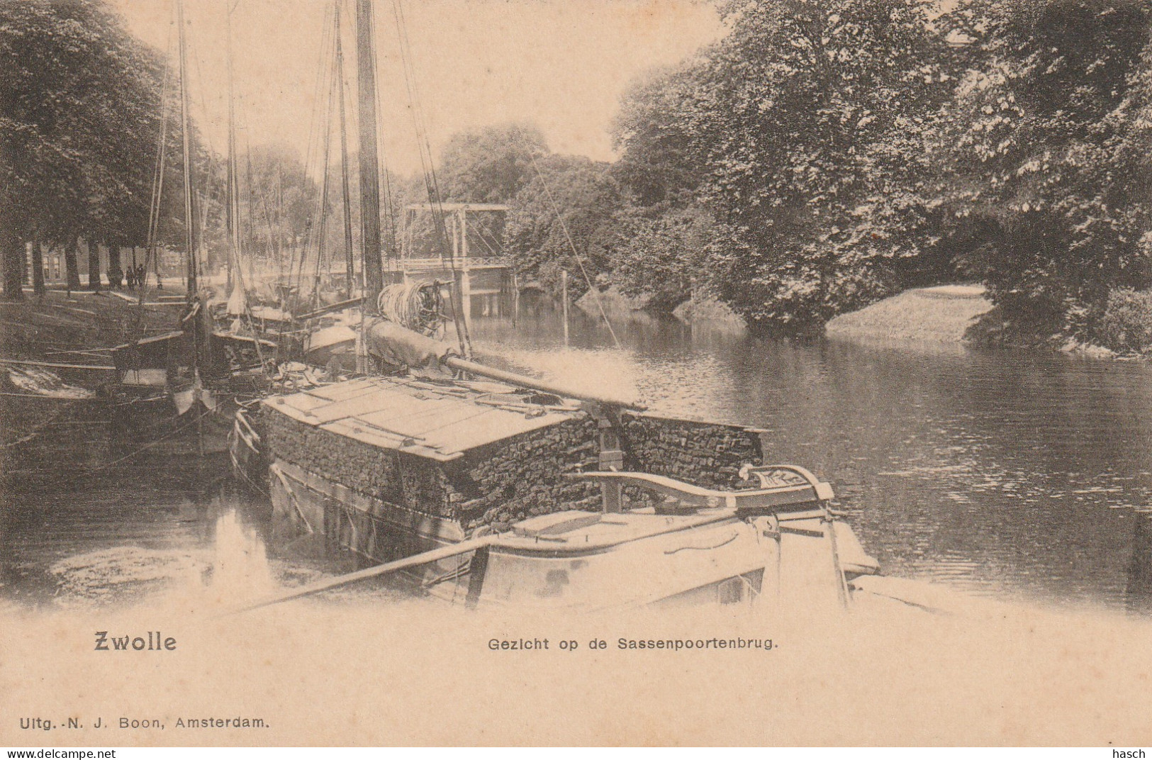 4893340Zwolle, Gezicht Op De Sassenpoortenbrug Rond 1900. (Vouw Zie Achterkant)  - Zwolle