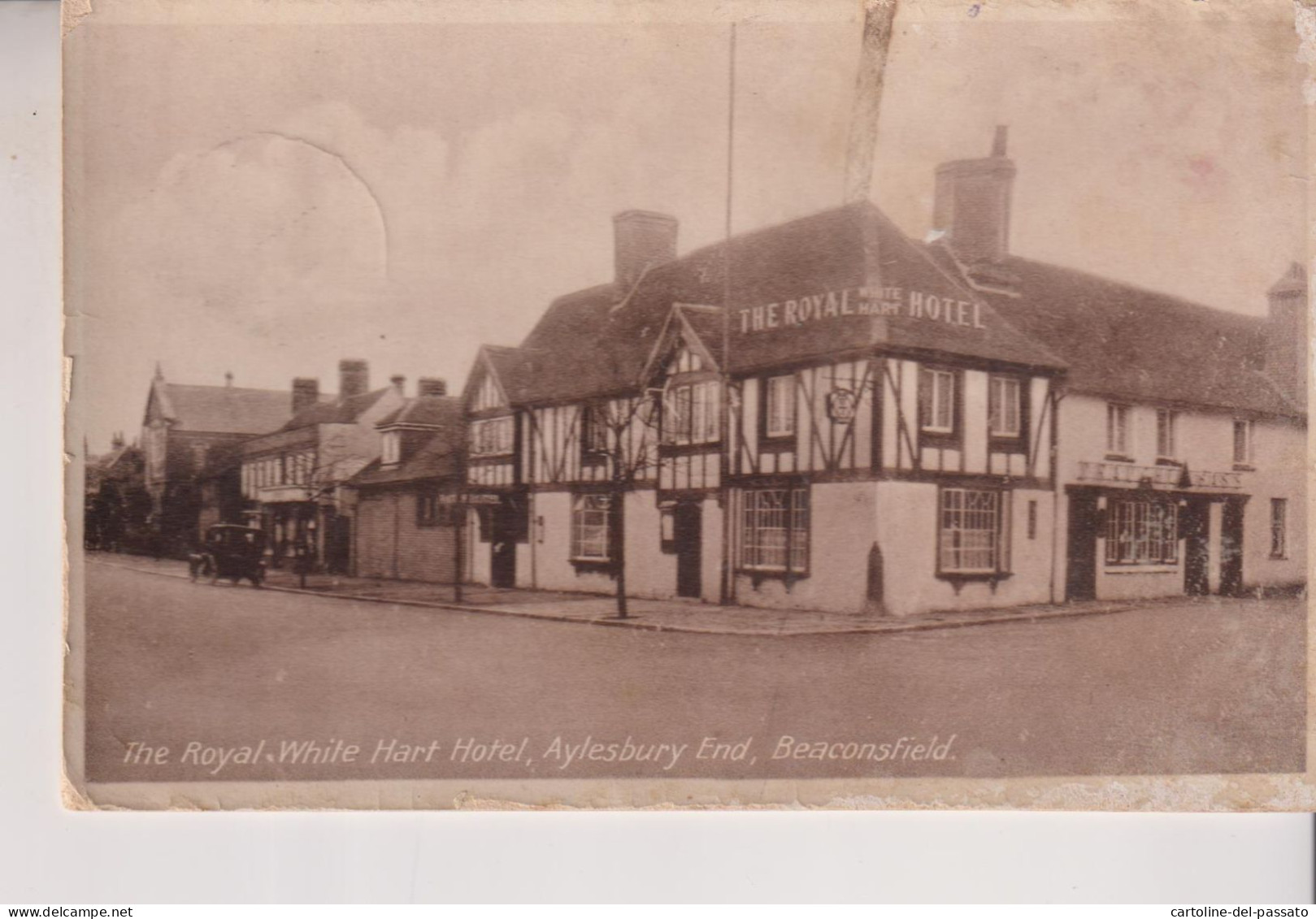 THE ROYAL WHITE HART HOTEL AYLESBURY END BEACONSFIELD  VG - Buckinghamshire