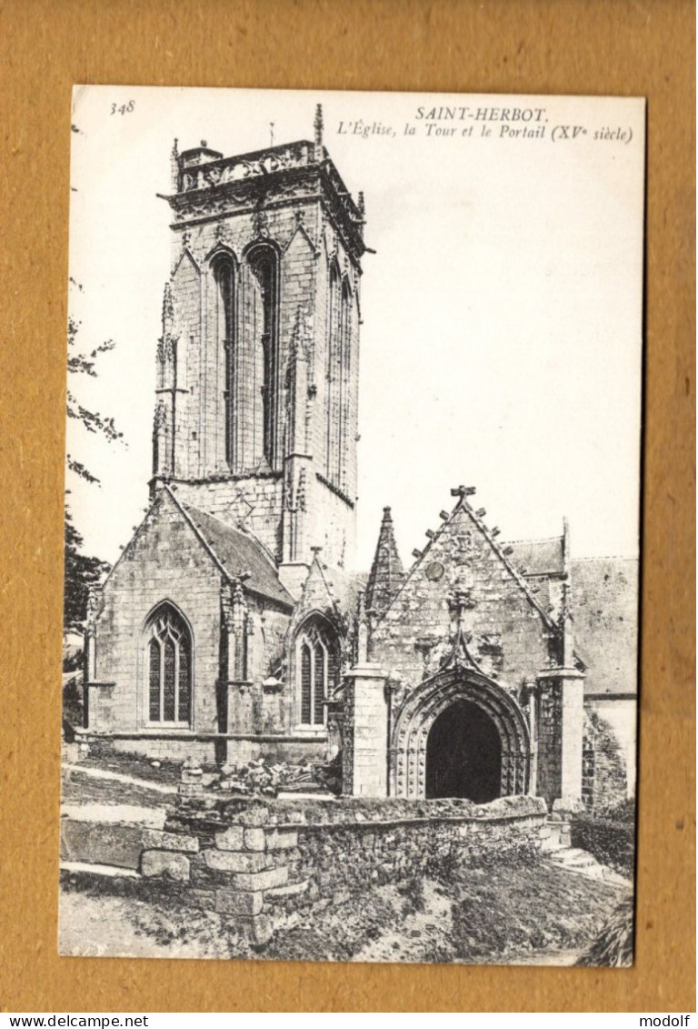 CPA - 29 - Saint-Herbot - L'Eglise, La Tour Et Le Portail - Non Circulée - Saint-Herbot