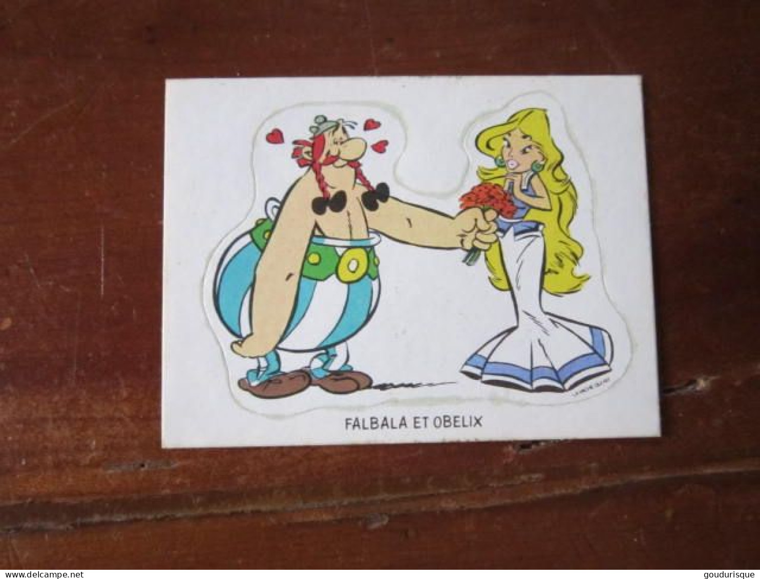 ASTERIX AUTOCOLLANT FALBALA ET OBELIX LA VACHE QUI RIT - Astérix