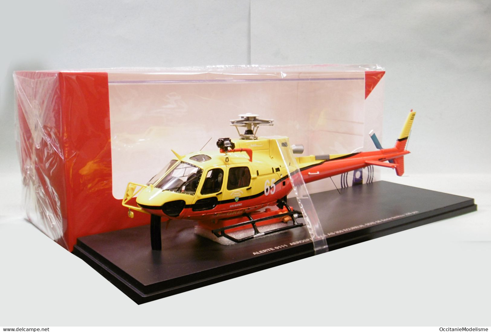 Alerte - Hélico AEROSPATIALE AS 350 Ecureuil SDIS 06 Pompiers Série Limitée 200 Pcs Réf. 0111 Neuf NBO 1/43 - Airplanes & Helicopters