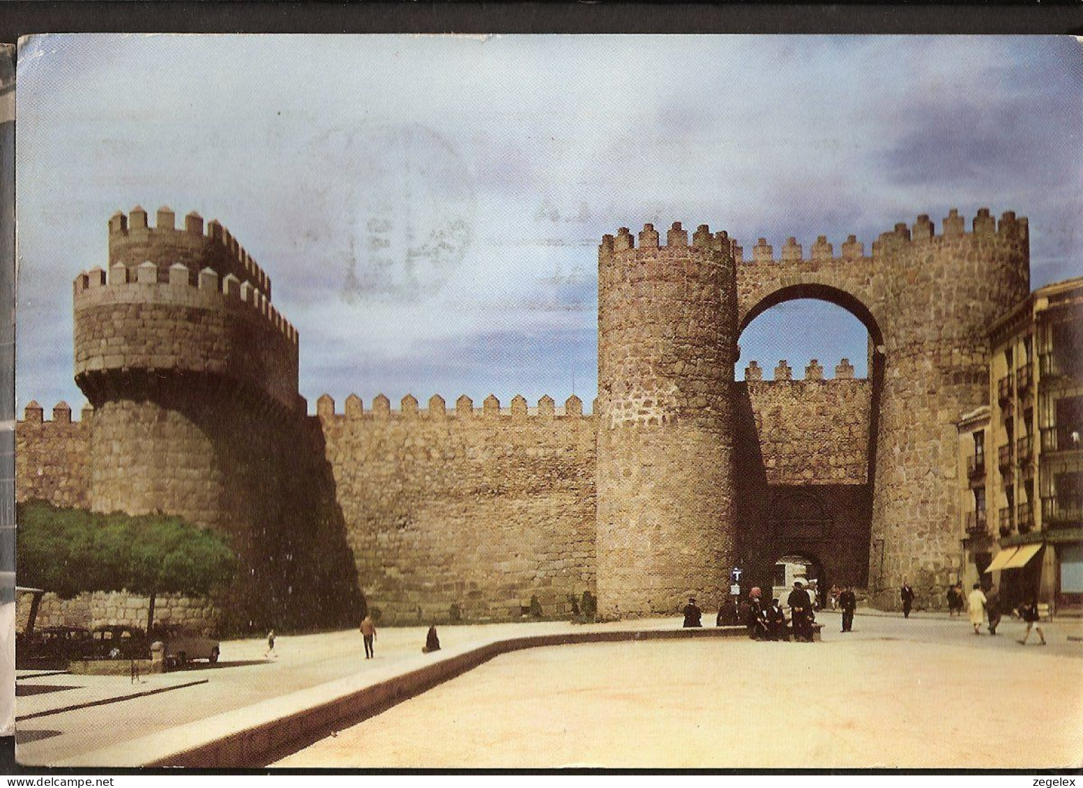 Avia - Murallas - Entrance Through St Theresia Gate - Ávila
