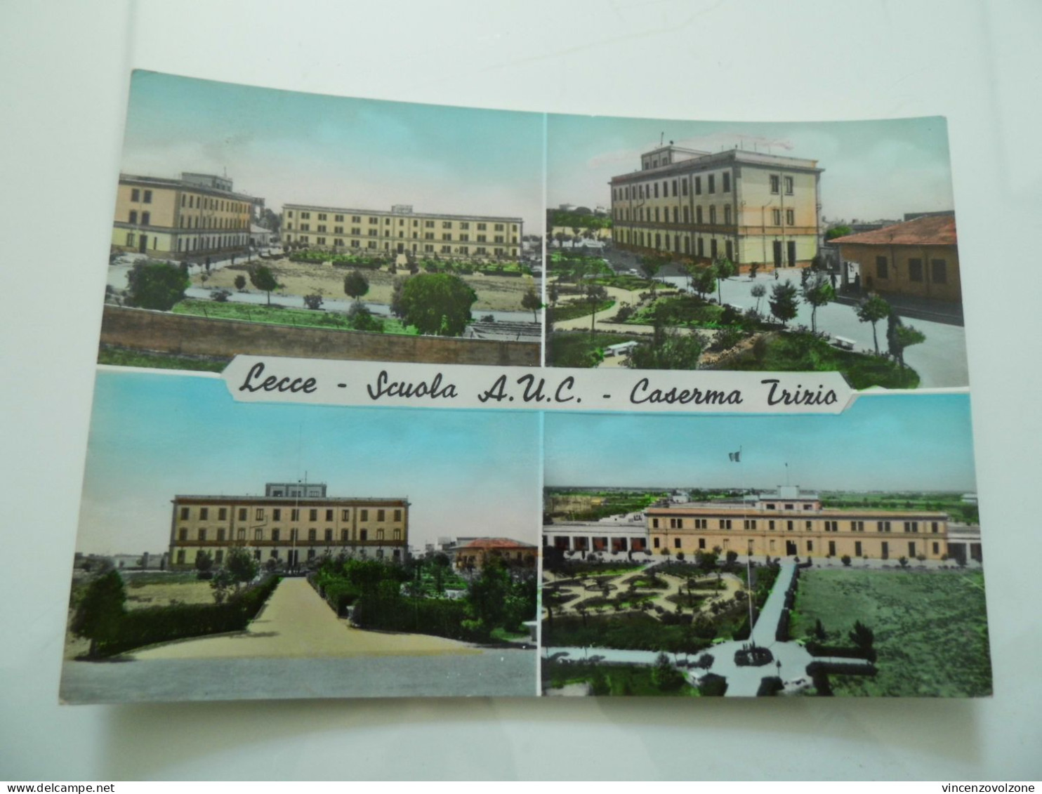 Cartolina Viaggiata "LECCE Scuola A.U.C. Caserma Trizio" Vedutine 1959 - Lecce