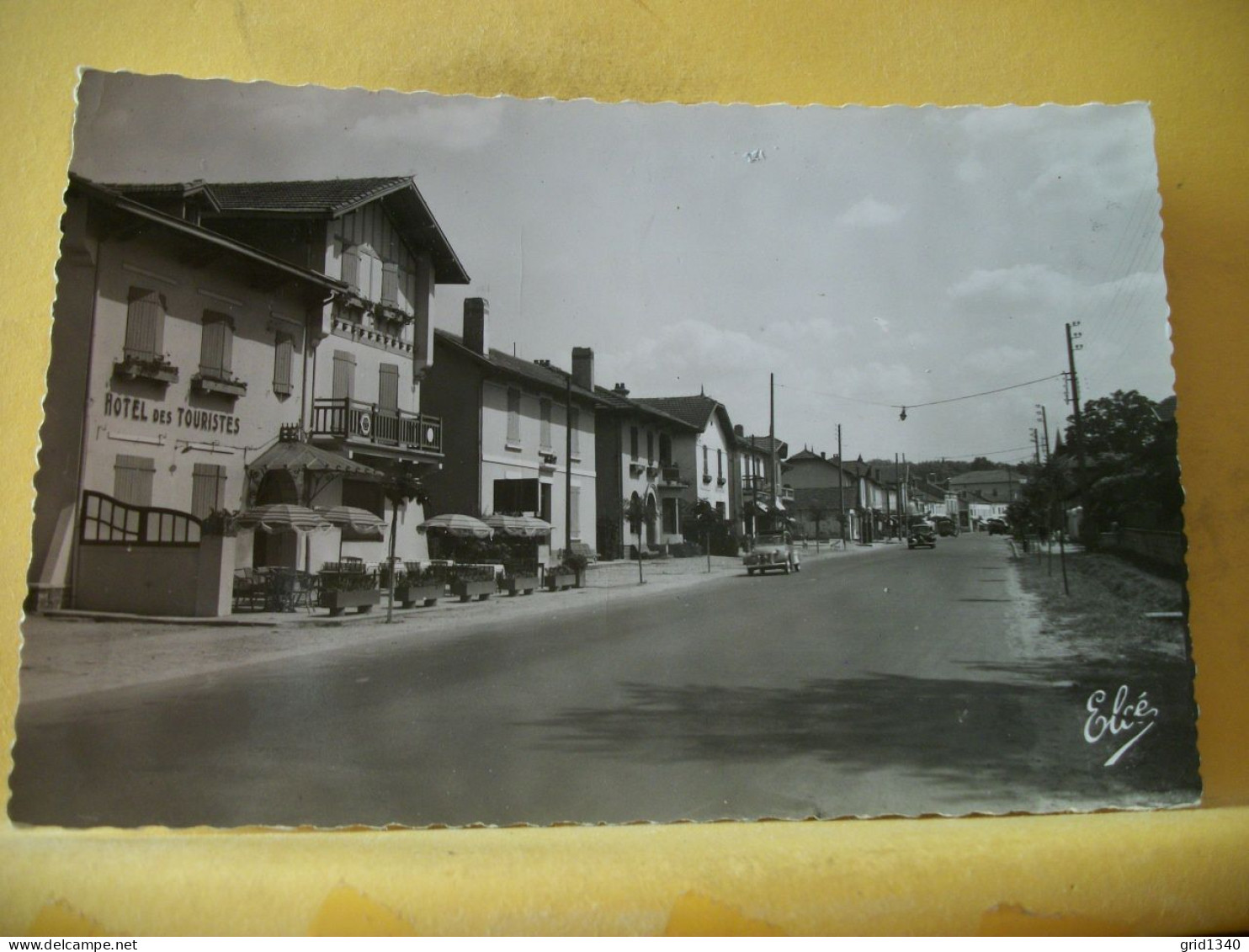 40 2869 CPSM 1957 - 40 ST VINCENT DE TYROSSE - ROUTE DE BORDEAUX - Saint Vincent De Tyrosse