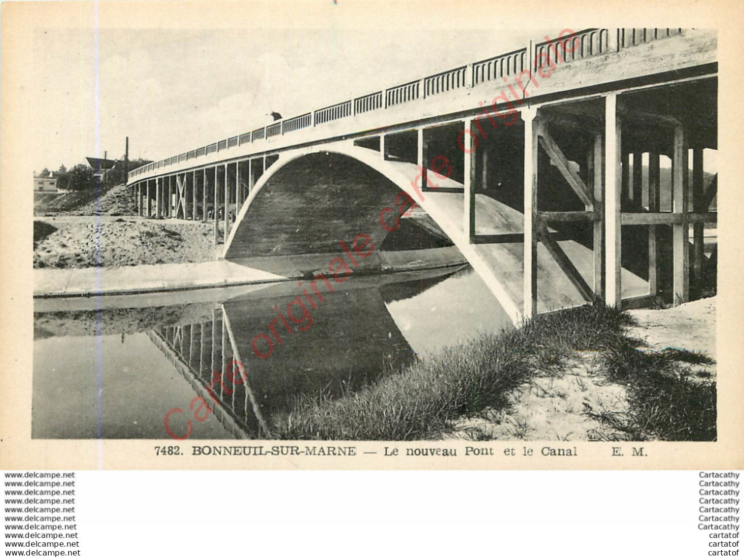 94.  BONNEUIL Sur MARNE .  Le Nouveau Pont Et Le Canal . - Bonneuil Sur Marne
