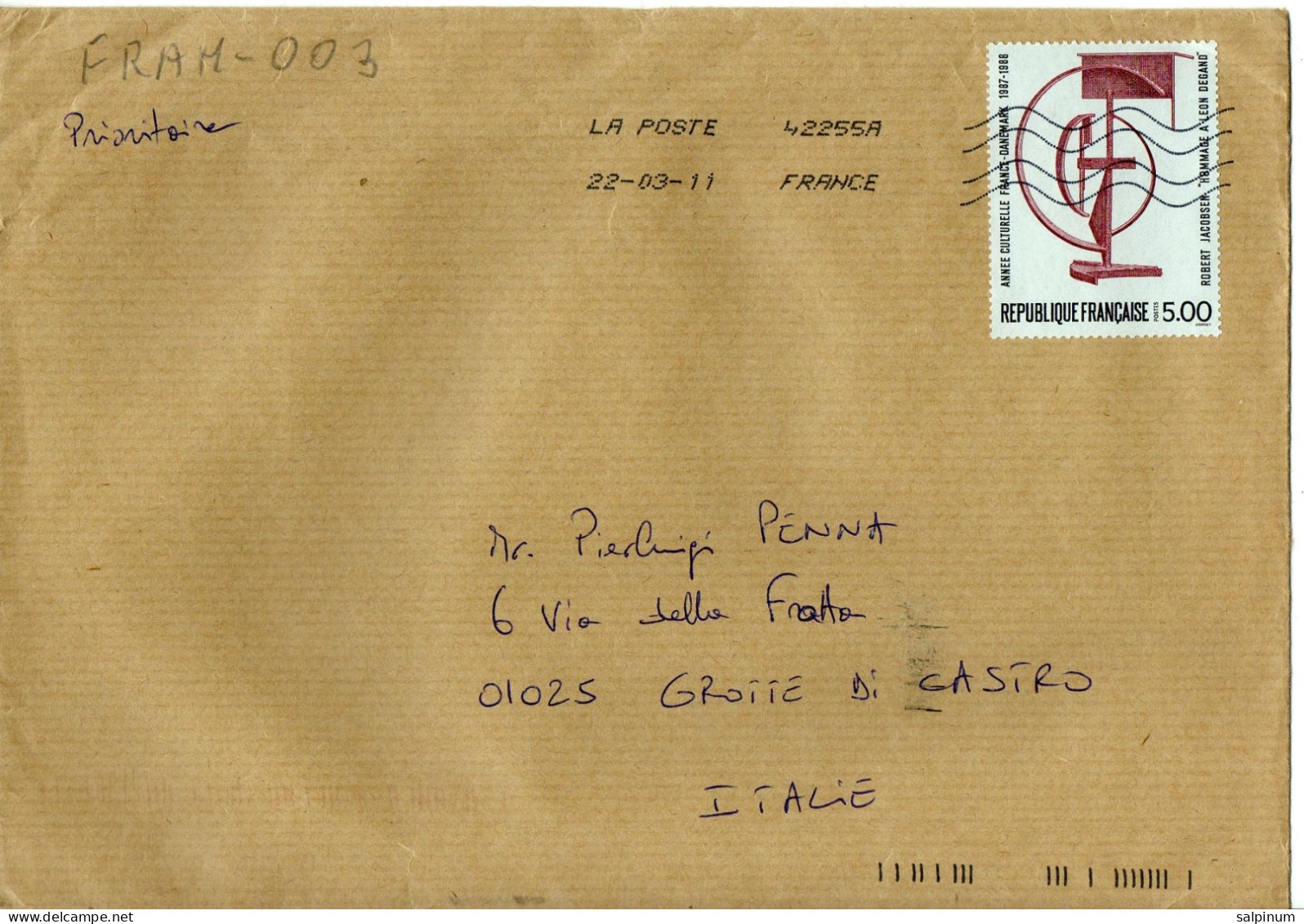 Philatelic Envelope With Stamps Sent From FRANCE To ITALY - Briefe U. Dokumente
