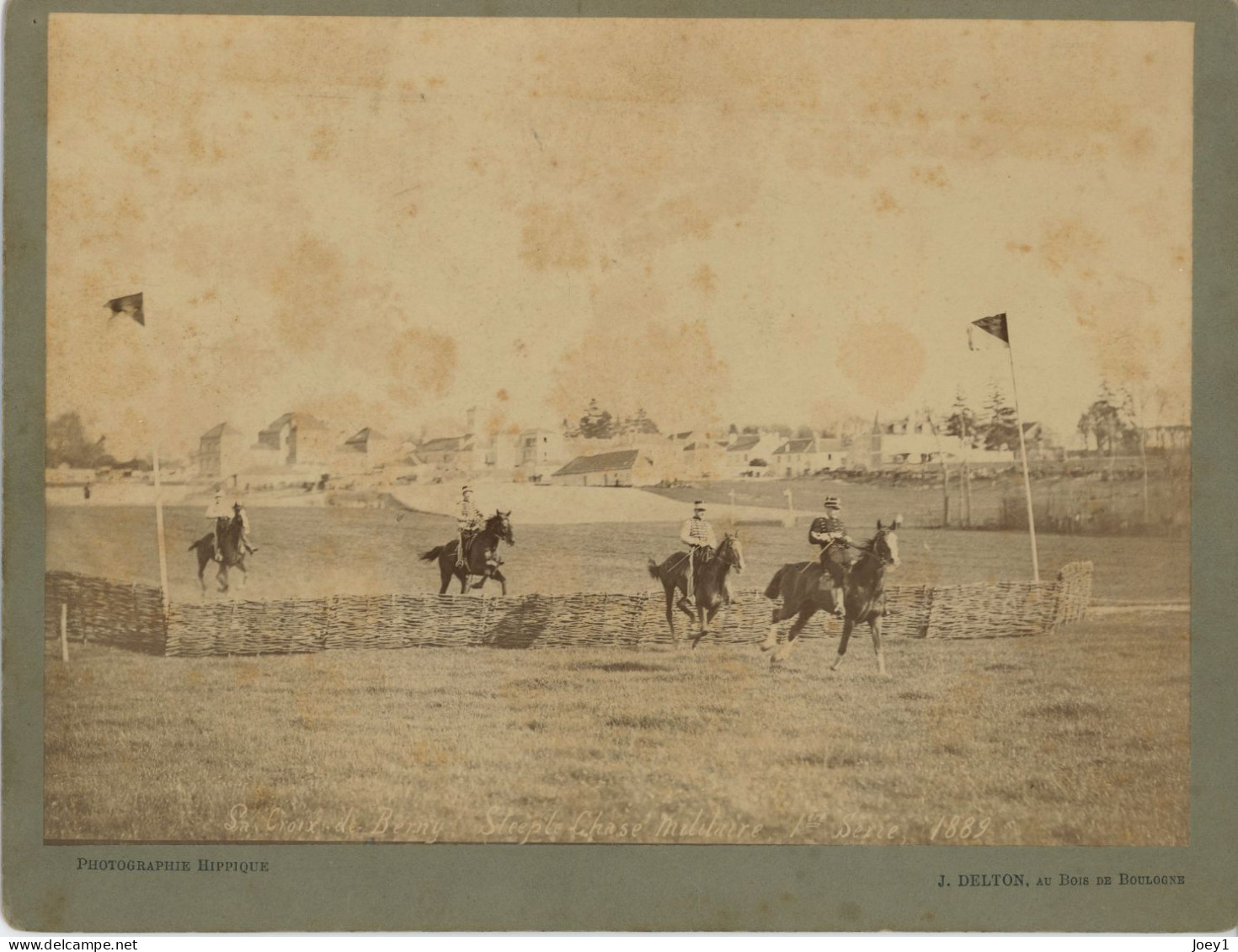 Photo De Jean Delton  Steeple Chase Militaire à La Croix De Berny, Photo Albuminée Du 19 ème Siècle En 1889 - Sporten