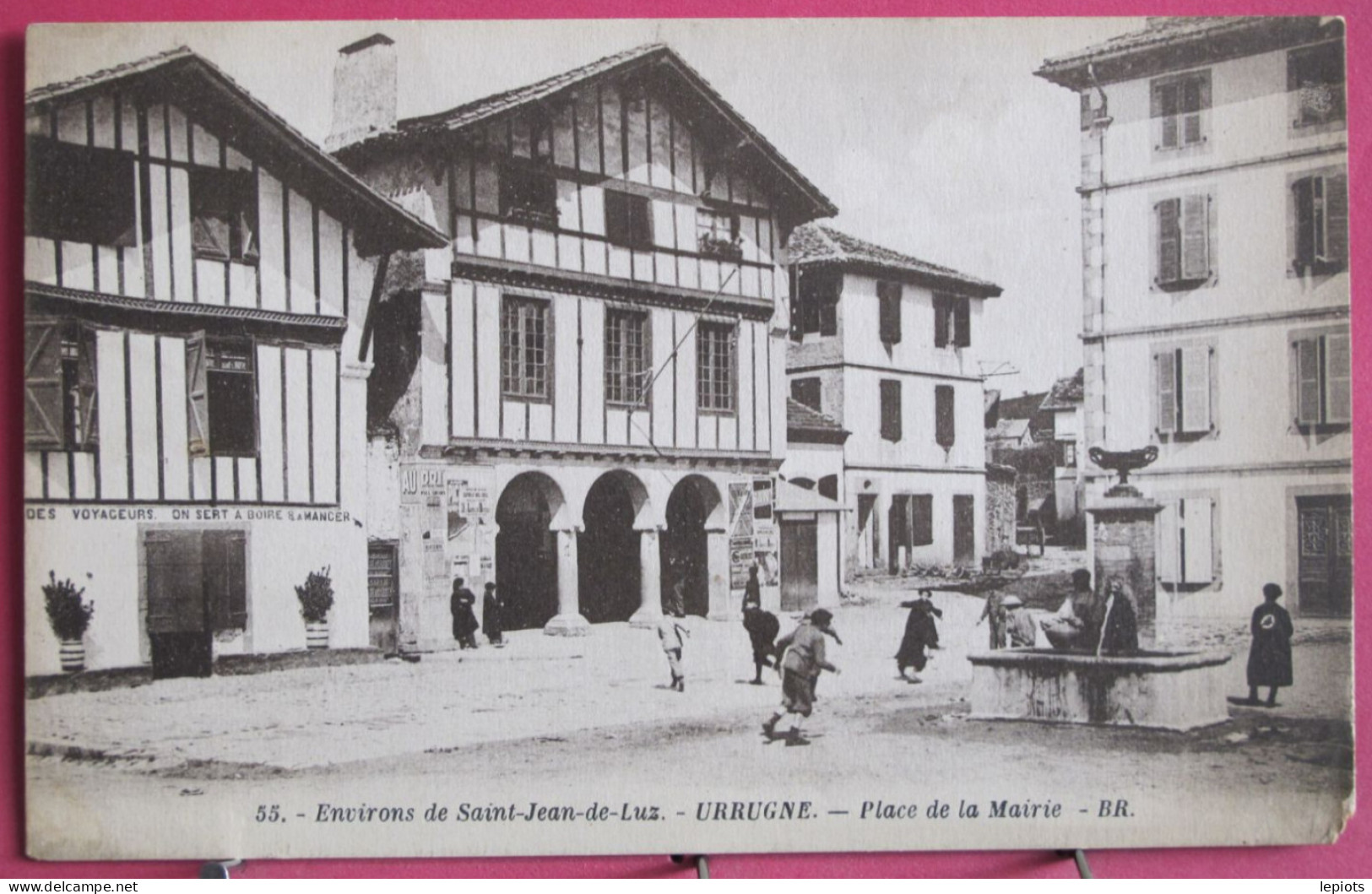 64 - Environs De Saint Jean De Luz - Urrugne - Place De La Mairie - Urrugne