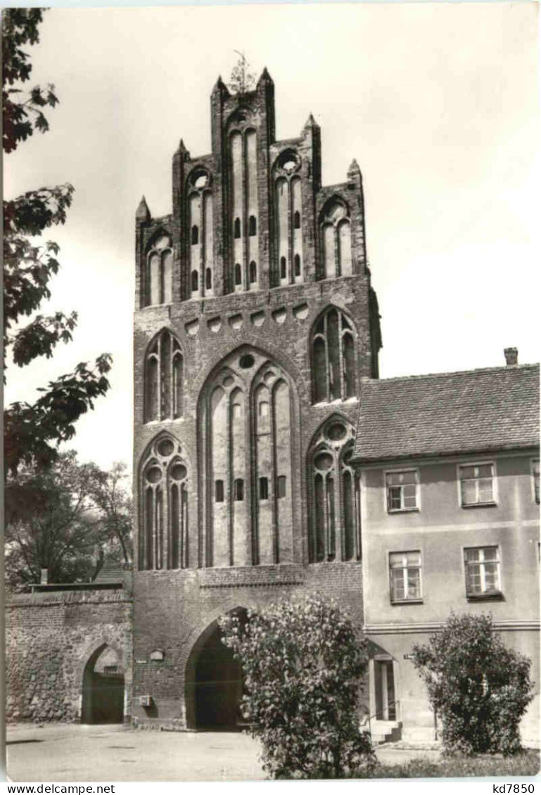 Neubrandenburg - Treptower Tor - Neubrandenburg