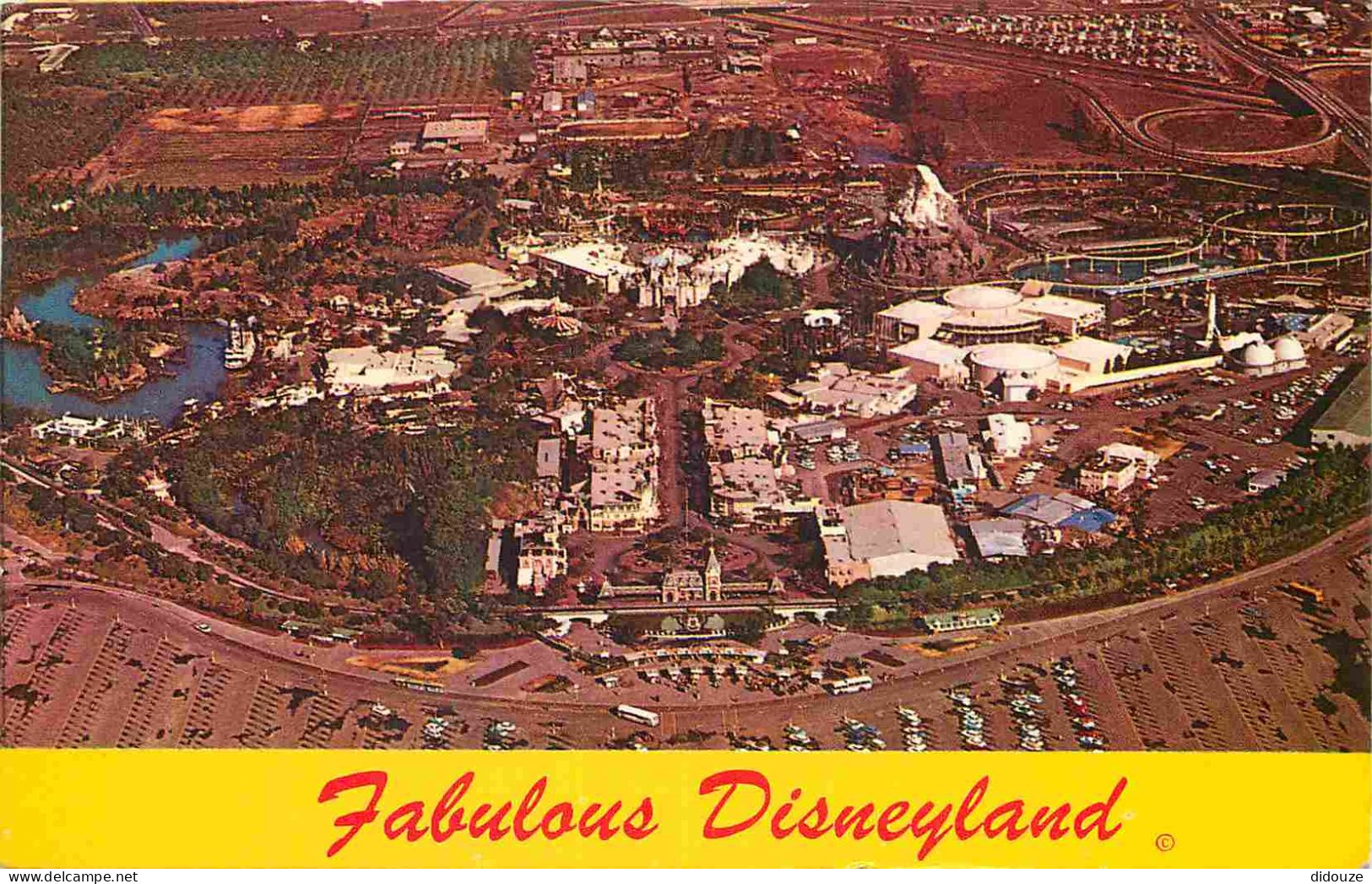 Parc D'Attractions - Disneyland Anaheim - Aerial View - Vue Aérienne - CPM - Voir Scans Recto-Verso - Disneyworld