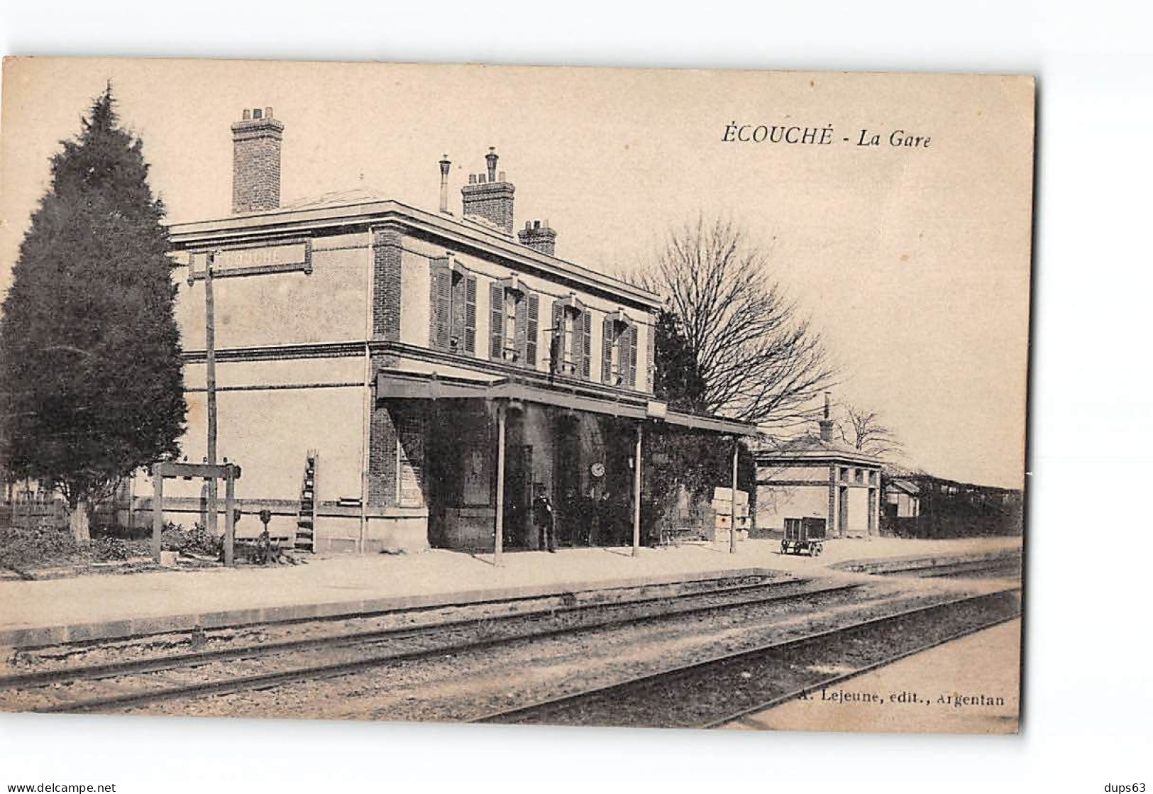 ECOUCHE - La Gare - Très Bon état - Ecouche