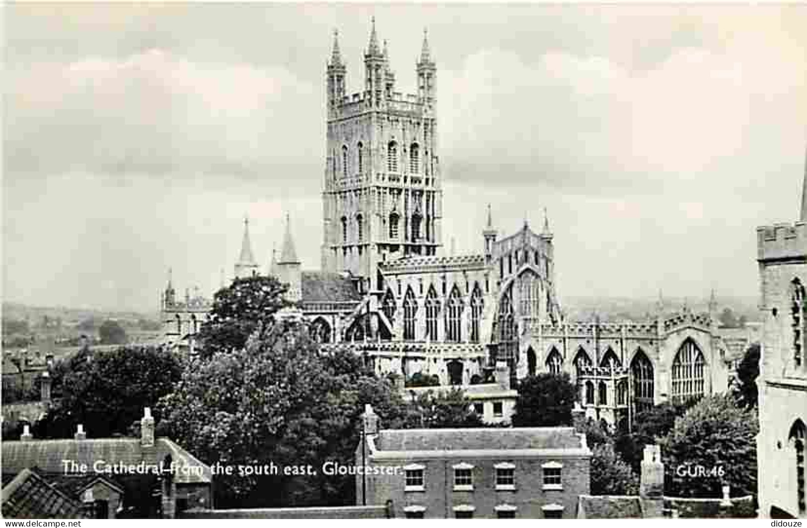 Royaume Uni - Gloucester - The Cathedral From The South East - CPM - UK - Voir Scans Recto-Verso - Gloucester