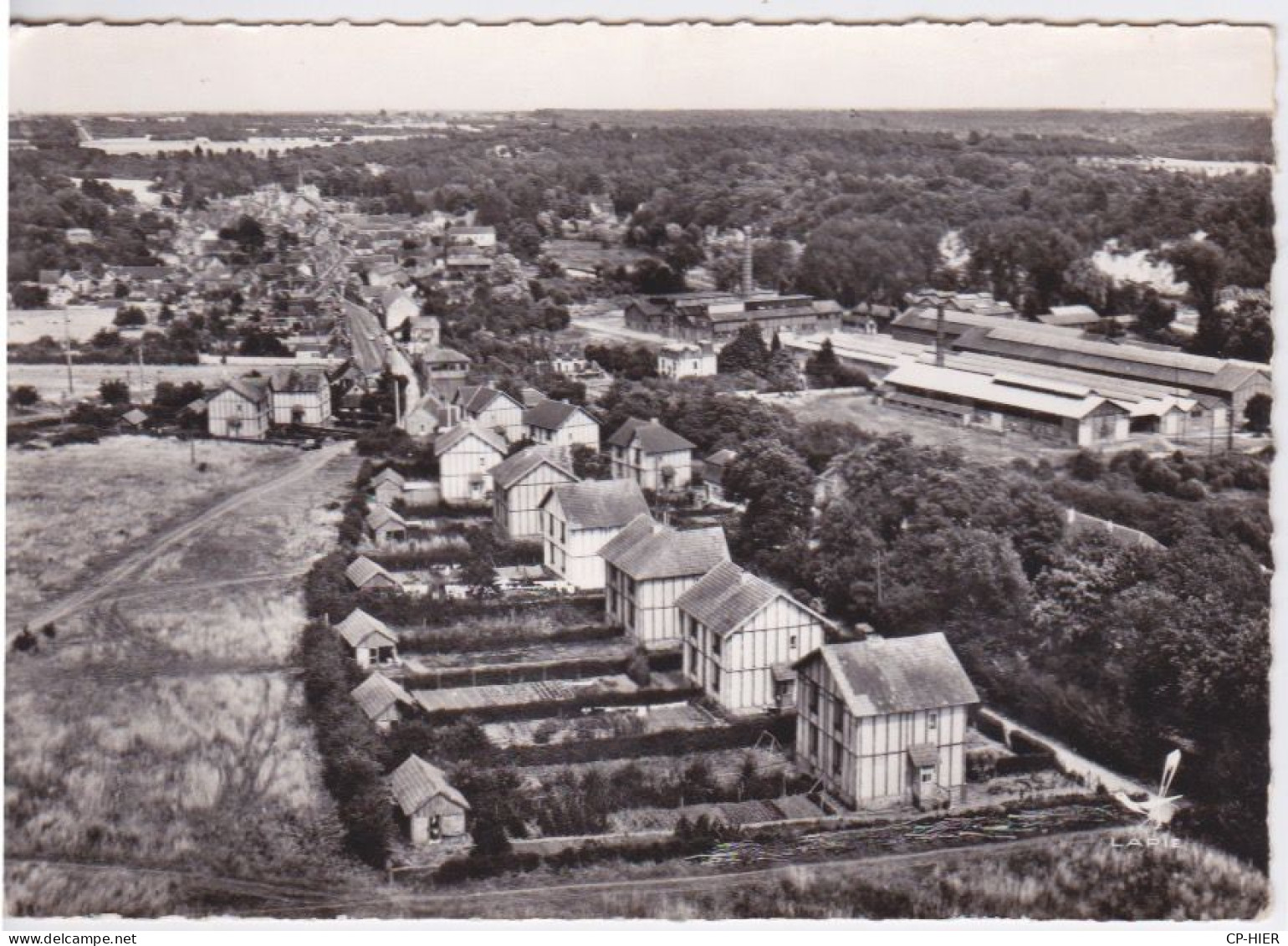 27 - EURE - TILLIERES SUR AVRE  - VUE AERIENNE - LES BOISSIERES - Tillières-sur-Avre