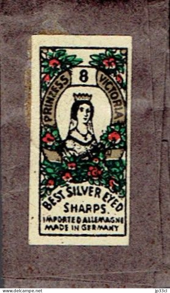 Boîte à Aiguilles En Métal Avec Quelques Aiguilles "Prinzess Victoria Best Silver Eyes Sharps" (Made In Germany) - Koffer