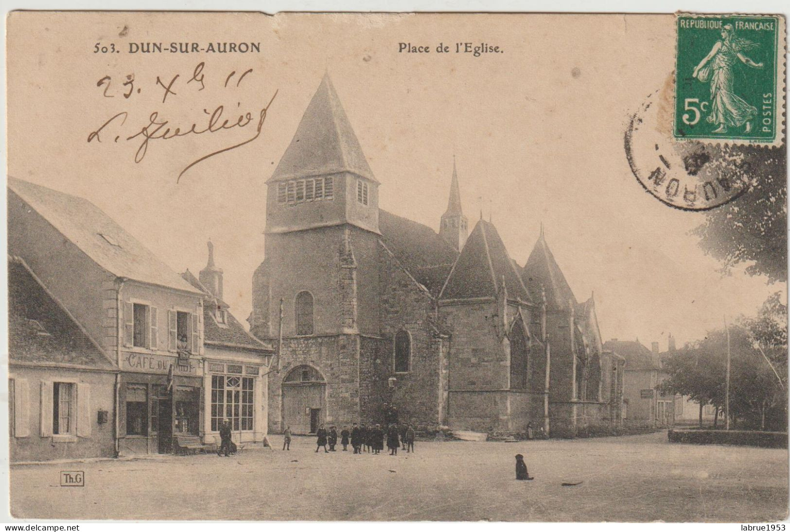 Dun-sur-Auron - Place De L'Eglise   - (G.2060) - Dun-sur-Auron