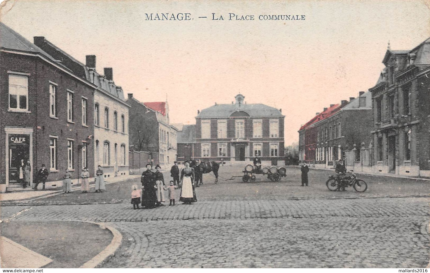 MANAGE - LA PLACE COMMUNALE ~ A VINTAGE POSTCARD - INTERESTING MESSAGE #240572 - Manage