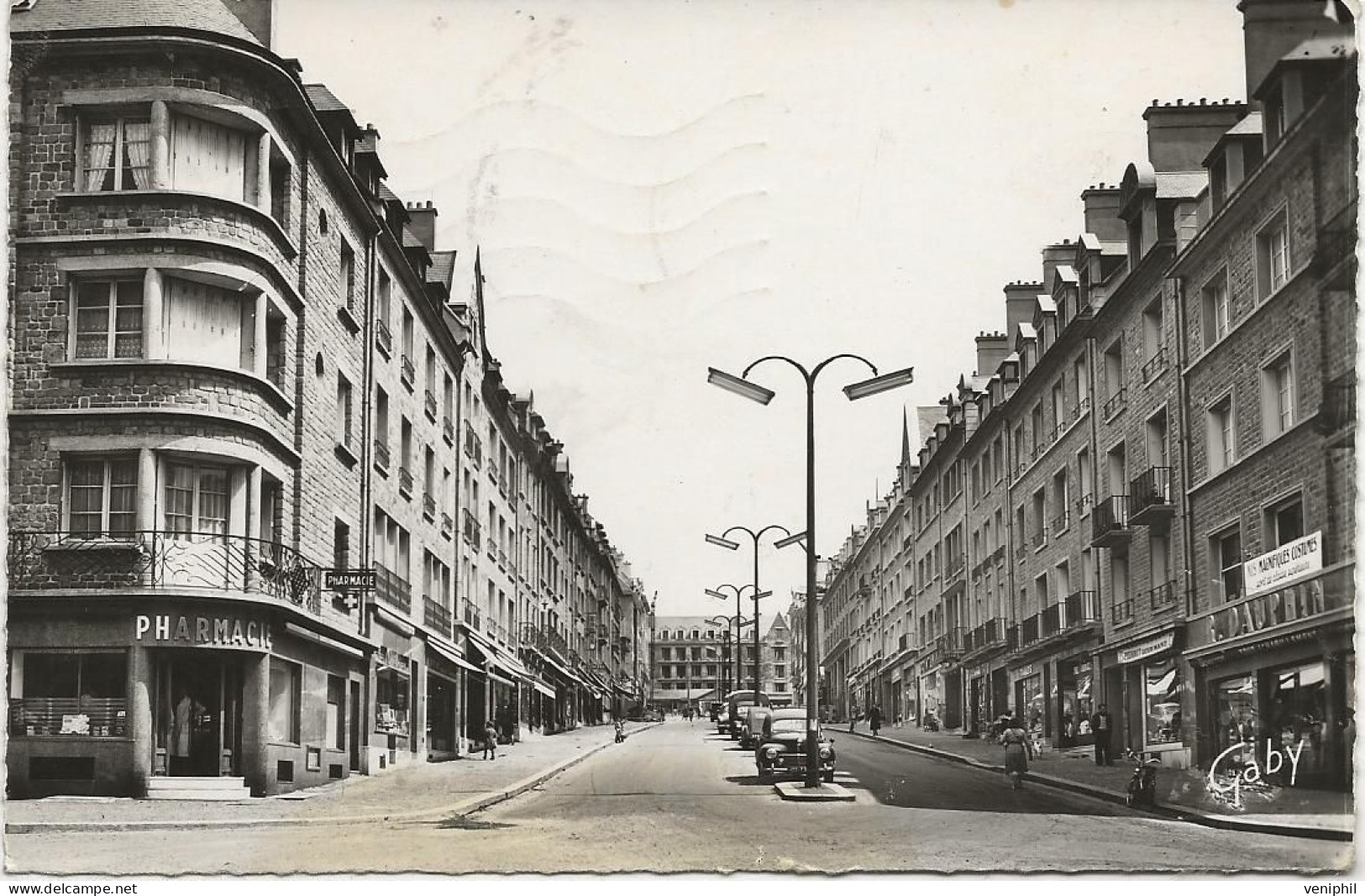 FLERS DE L'ORNE -ORNE + RUE DU 6 JUIN  - ANNEE 1961 - Flers