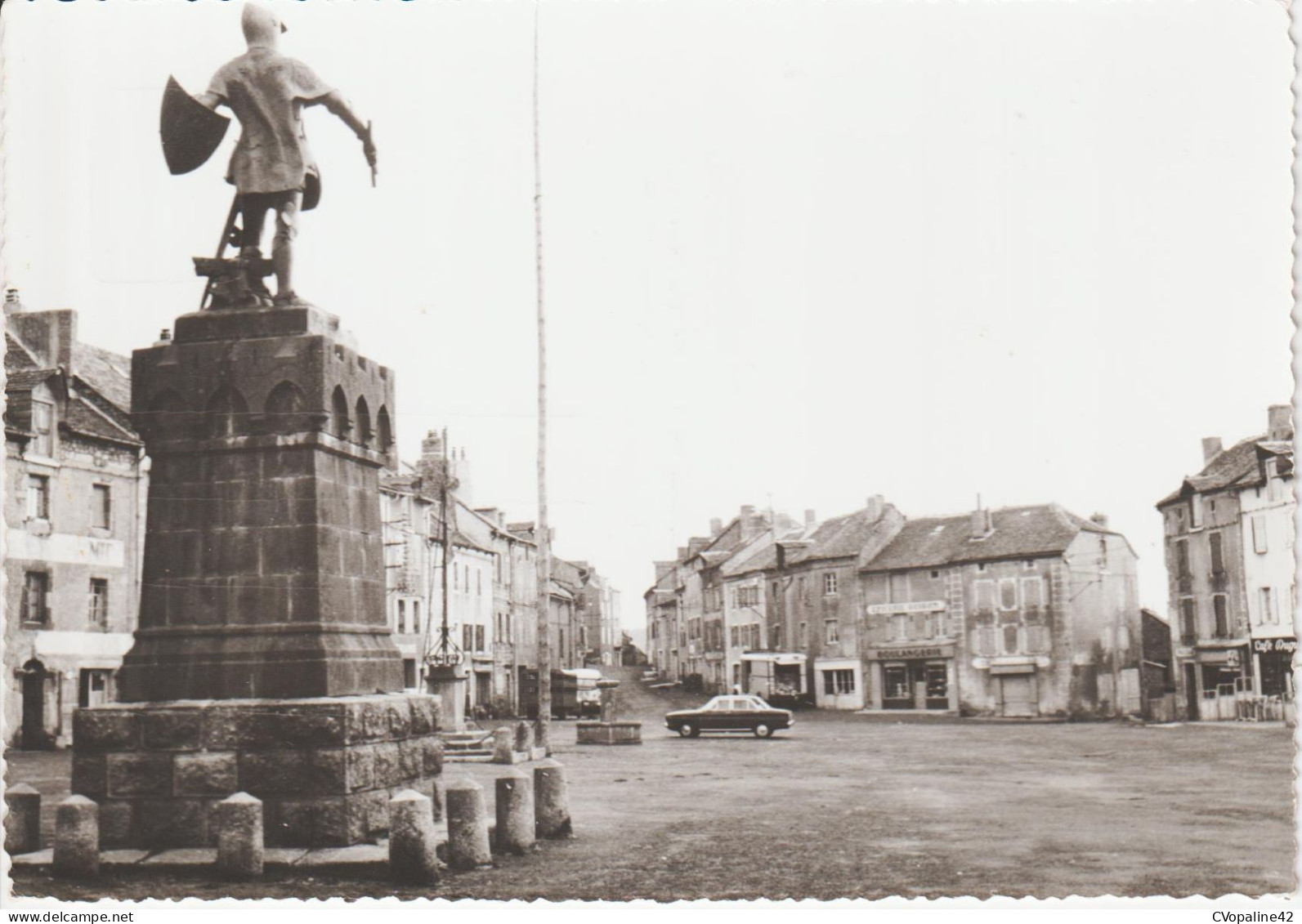 CHATEAUNEUF De RENDON (48) La Place (NOTRE BELLE FRANCE)  CPSM  GF - Chateauneuf De Randon