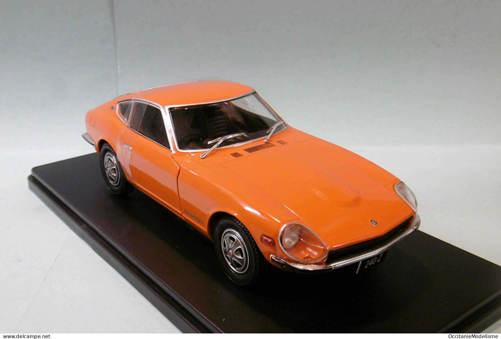 WhiteBox - DATSUN 240 Z Orange Réf. WB124198 Neuf NBO 1/24 - Autres & Non Classés