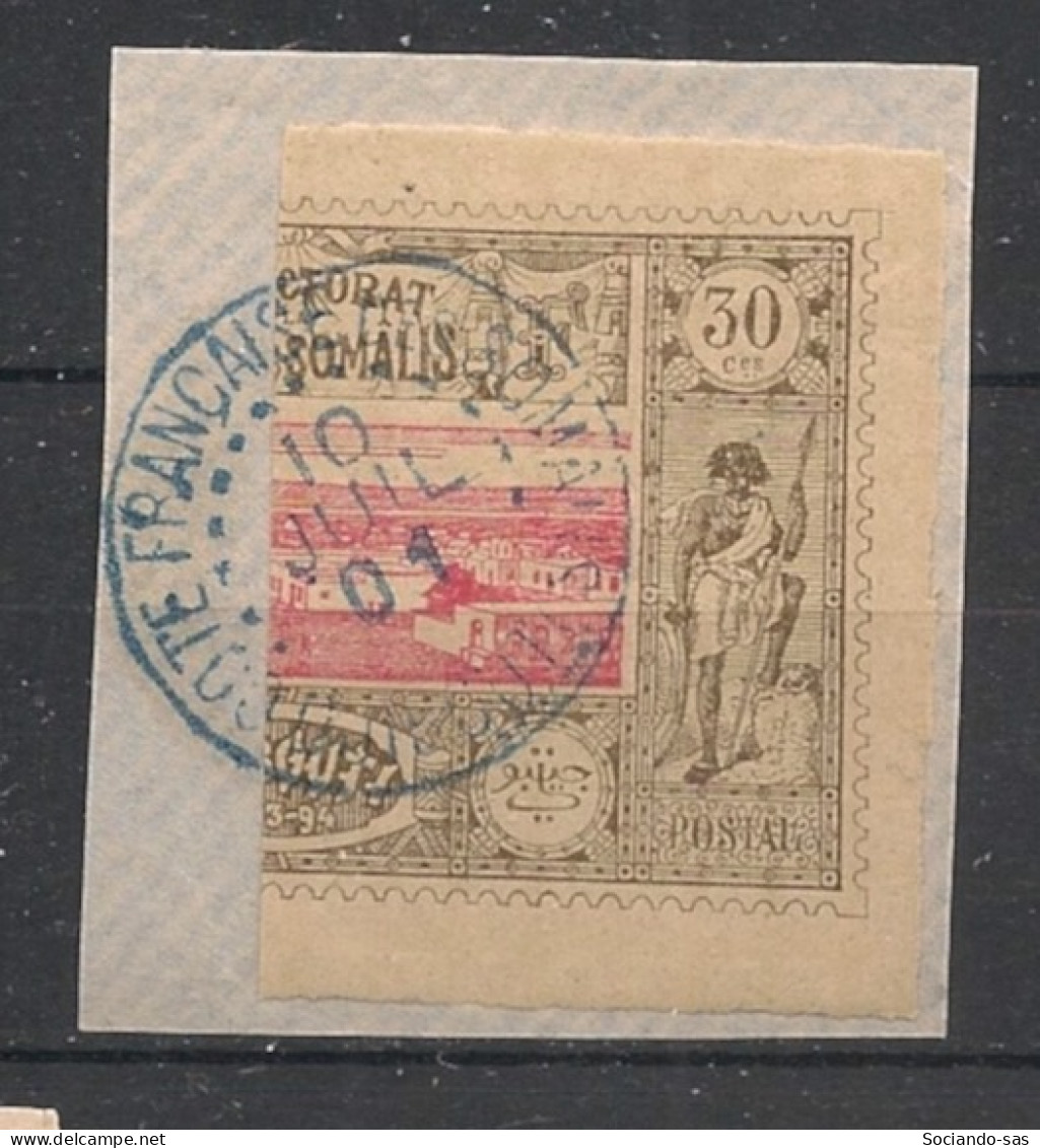 COTE DES SOMALIS - 1894-1900 - N°YT. 13c - Vue De Djibouti 30c Brun-gris - Coupé Sur Fragment - Oblitéré / Used - Gebraucht