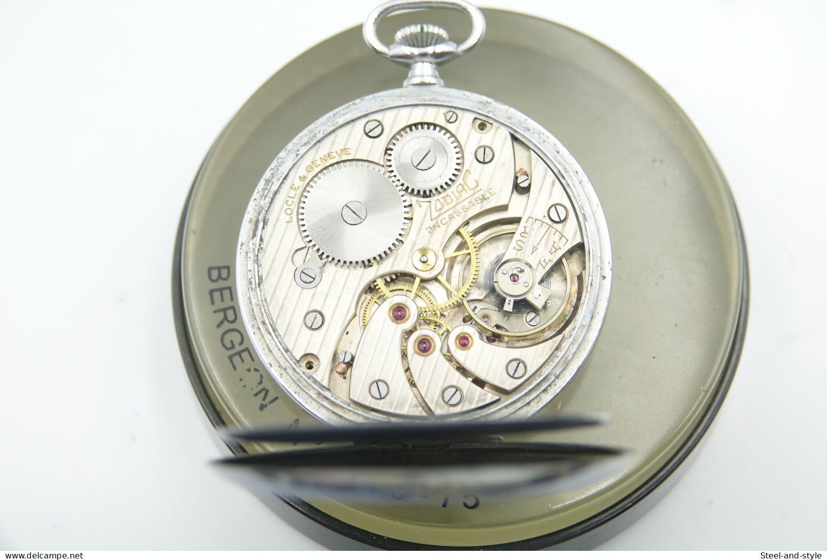 Watches : ZODIAC INCASSABLE HAND WIND POCKET WATCH - 1900's - Original  - Running - Excelent Condition - Montres Modernes