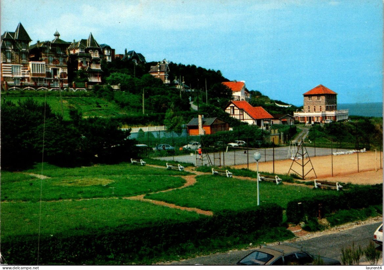 1-4-2024 (4 Y 37)  France ( Posted 1982) Bois De Cise (Tennis Court) - Bois-de-Cise