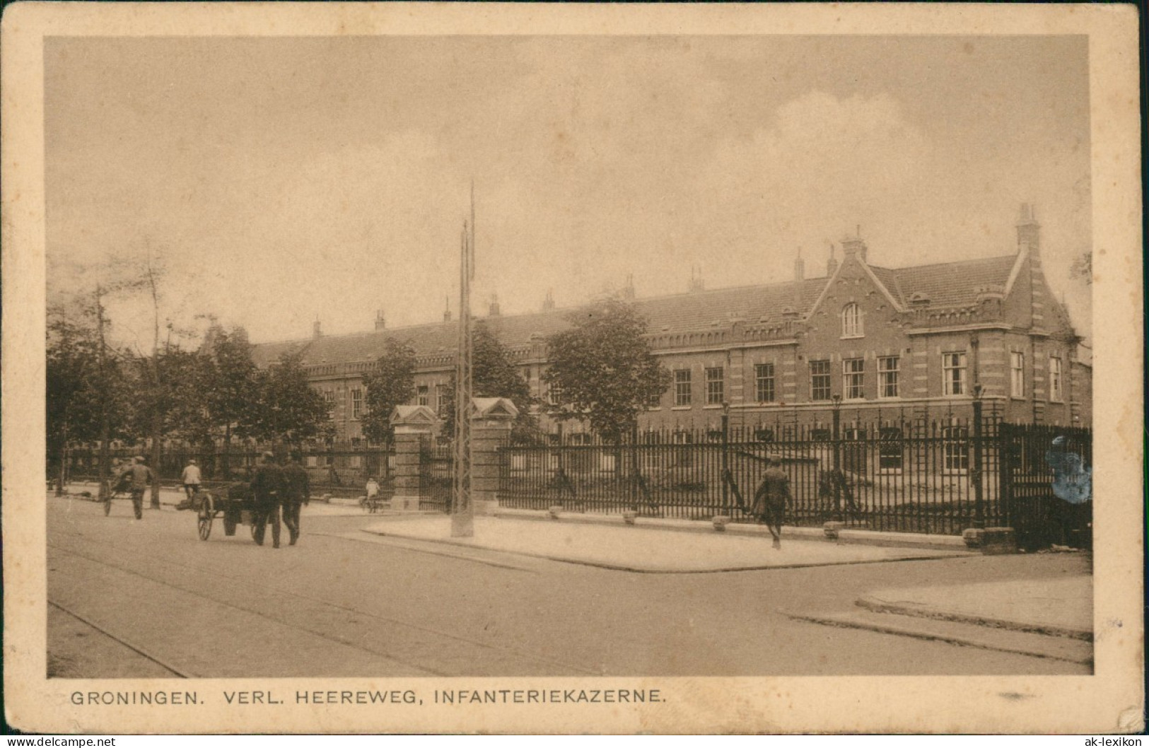 Groningen VERL. HEEREWEG, INFANTERIEKAZERNE, Kasernen-Gebäude 1910 - Groningen