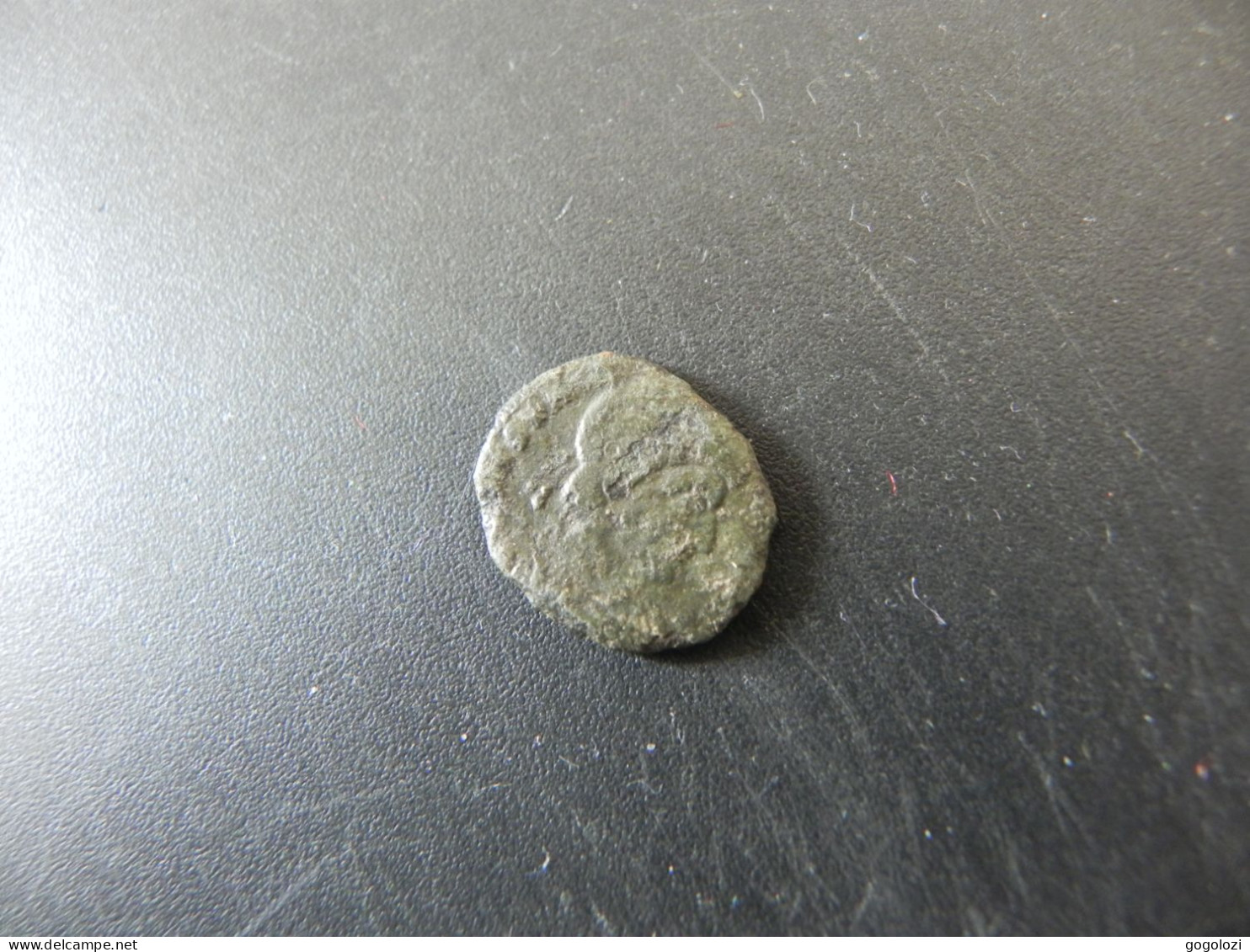 Ancient Roman Coin - To Be Identified - Andere & Zonder Classificatie