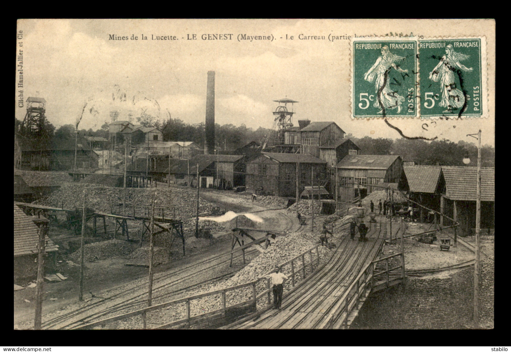 53 - LE GENEST - LES MINES D'OR DE LA LUCETTE - LE CARREAU - Le Genest Saint Isle