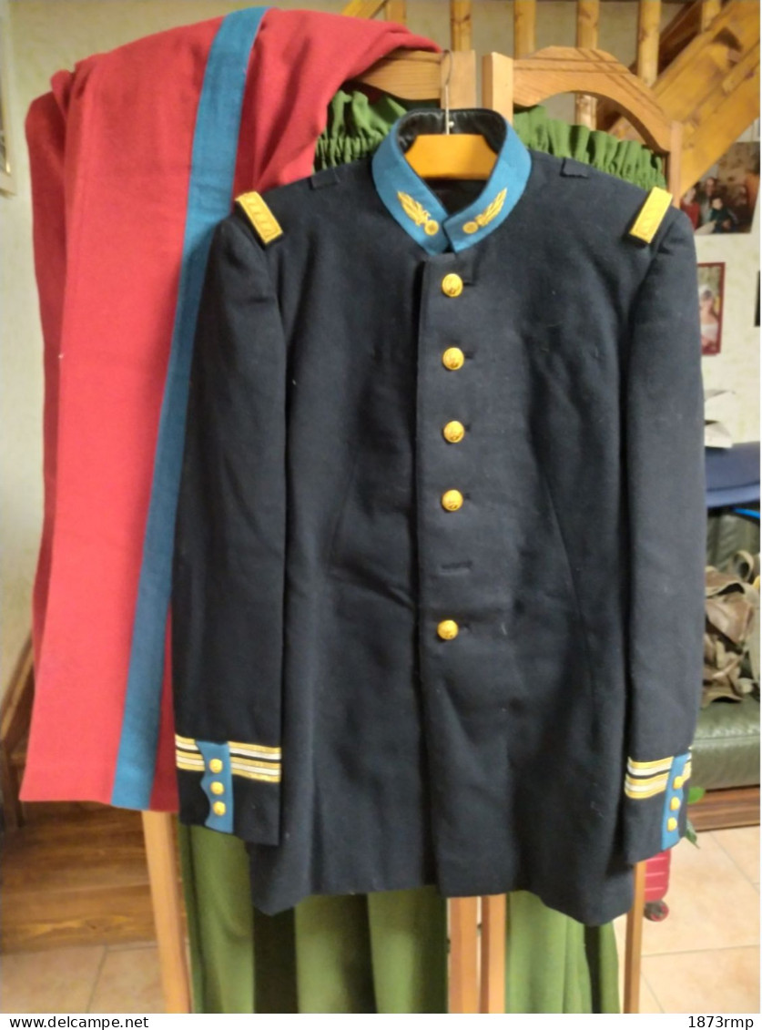 UNIFORME ATTRIBUE, VAREUSE ET PANTALON ECOLE SPECIALE MILITAIRE DE  SAINT CYR, OFFICIER SUPERIEUR, 1976 - Uniform