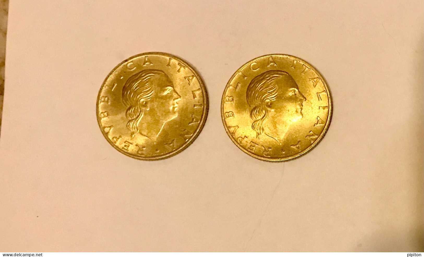 2 Pièces Italie 200 Lires 1989 Et 92 - 200 Lire