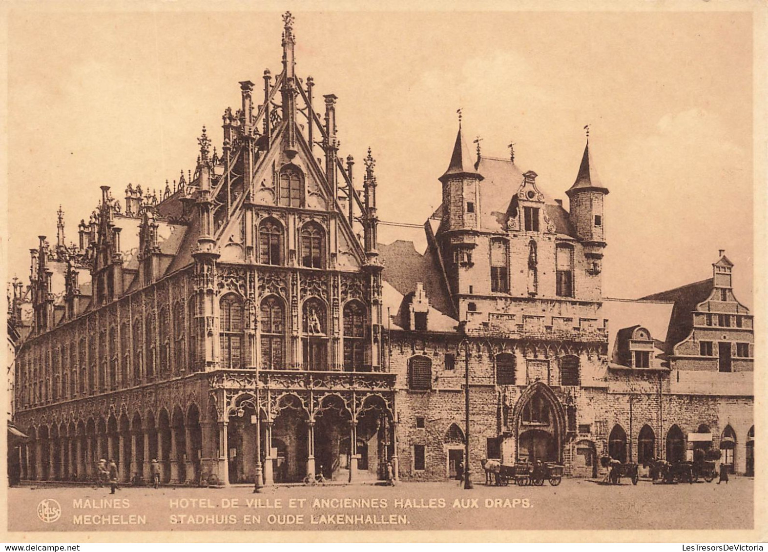 BELGIQUE - Malines - Hôtel De Ville Et Anciennes Halles Aux Draps - Carte Postale Ancienne - Mechelen