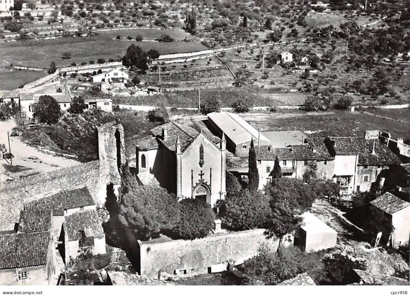 83 . N°sac10837 . AUPS . La Chapelle De La Délivrance N°10 . En Avion Au Dessus De . Cpsm 10X15 Cm . LAPIE - Aups