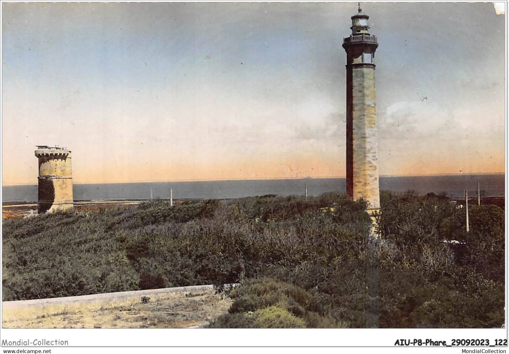 AIUP8-0750 - PHARE - Ile De Ré - Saint Clément De Saleines - L'ancien Et Le Nouveau Phare - Lighthouses