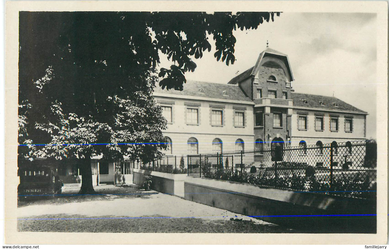 35884 - SOUGERES SOUS SINOTTE / MONETEAU - CPSM - MAISON FAMILIALE DE CURE DU PETIT PIEN COUR INTERIEURE FACADE PRINCIPA - Moneteau