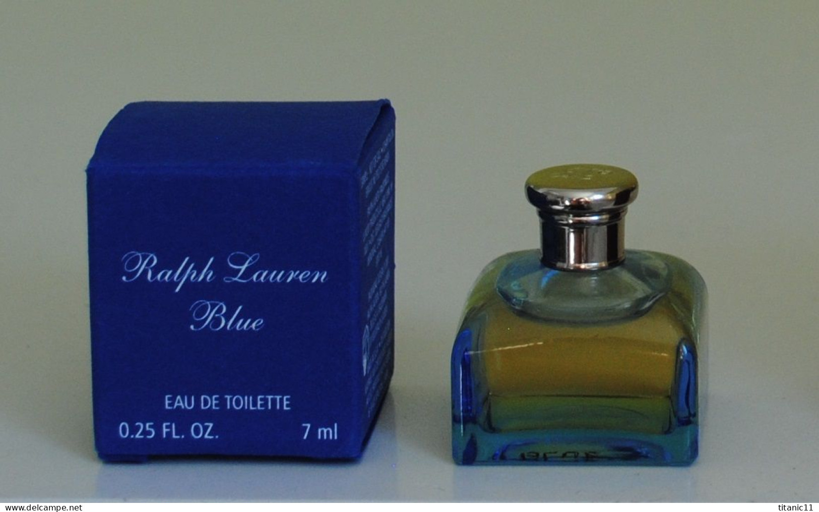 Miniature BLUE De Ralph Lauren ( Etats-Unis ) - Miniatures Femmes (avec Boite)