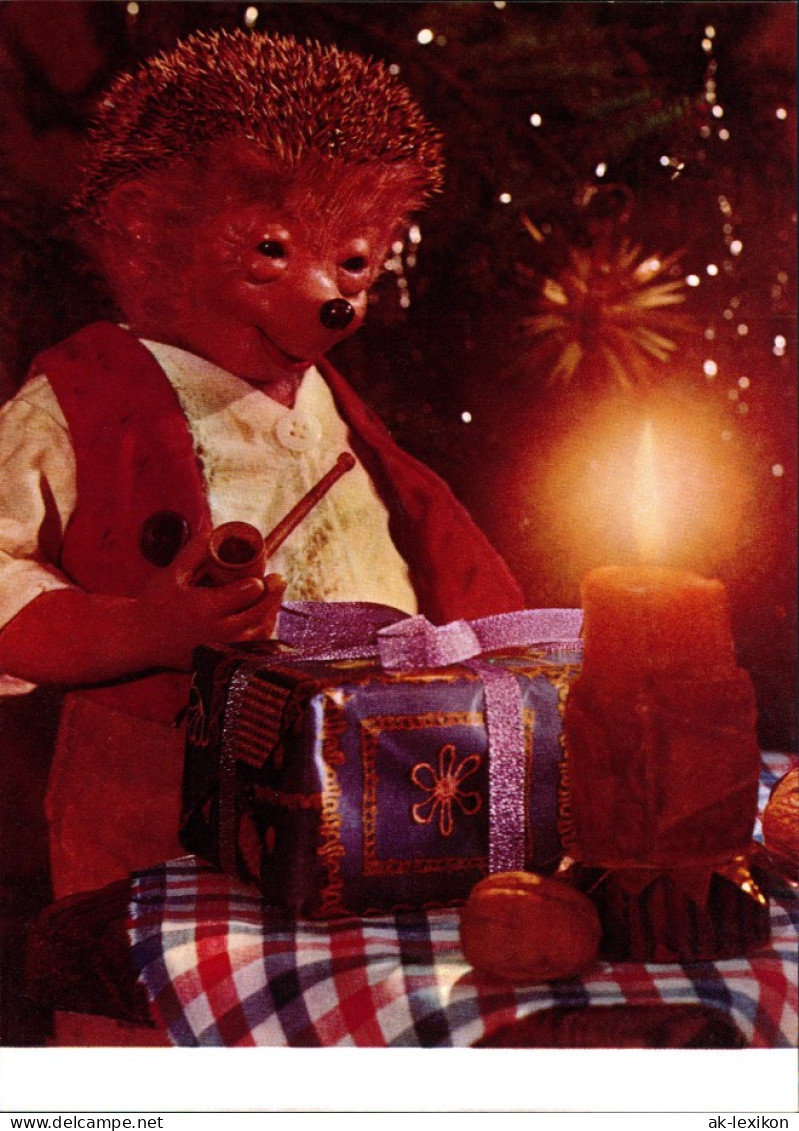 Ansichtskarte  Mecki (Diehl-Film): Weihnachtsgeschenke Kerze Und Pfeife 1975 - Mecki
