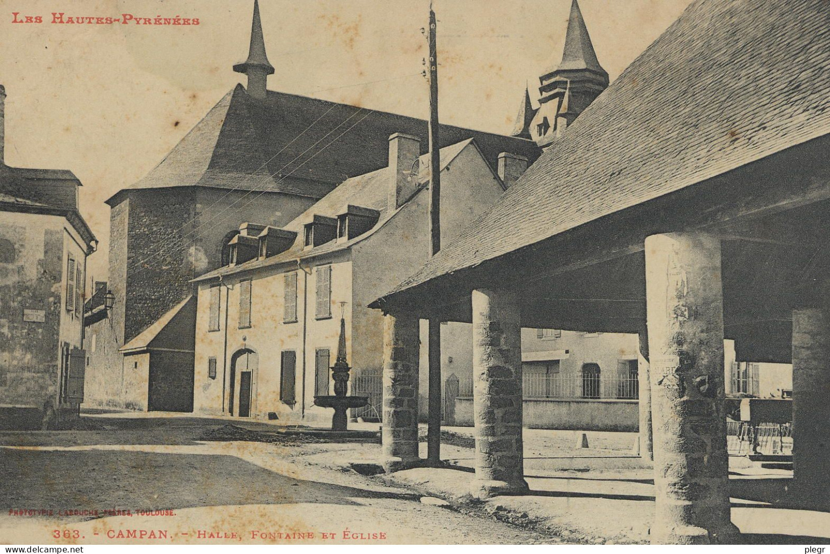 65123 01 01#3 - CAMPAN - HALLE, FONTAINE ET EGLISE - Campan